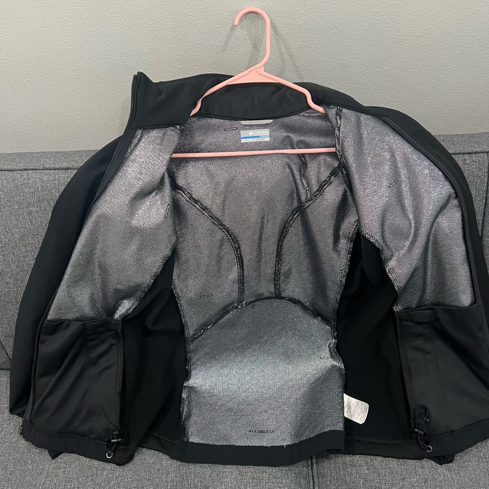 Colombia Jacket - Picture 3 of 5